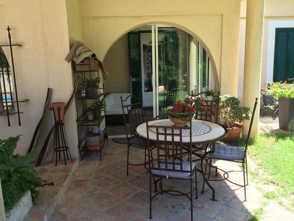 La Mandarinette Hotel La Seyne-sur-Mer Ngoại thất bức ảnh